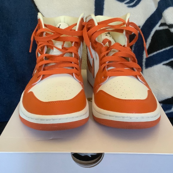 Nike Air Jordan 1 Mid SE in Orange and White - Picture 1 of 3